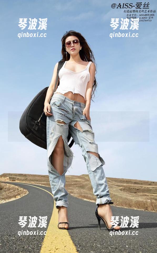 爱丝新鲜出炉：皮革女王原图更新，真想一探究竟那是什啥样