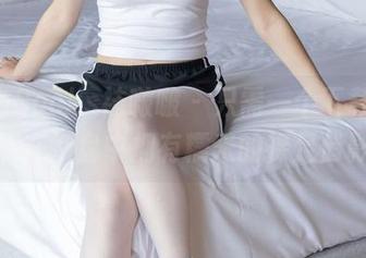 BoBoSocks袜啵啵 – 只需一个下载，你就能在网盘中拥有糯米的裸足俏影！