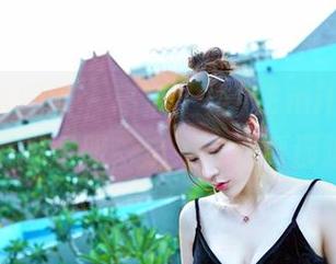 Feilin嗲囡囡 – 高清上架！Emily顾奈奈酱的美脚图册，走，去看看那脚指头