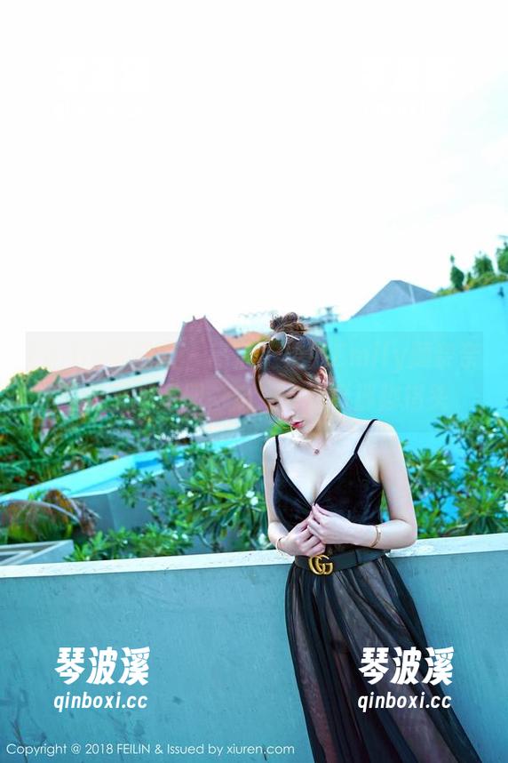 Feilin嗲囡囡-Emily顾奈奈酱 Feilin嗲囡囡 - 高清上架!Emily顾奈奈酱的美脚图册,走,去看看那脚指头