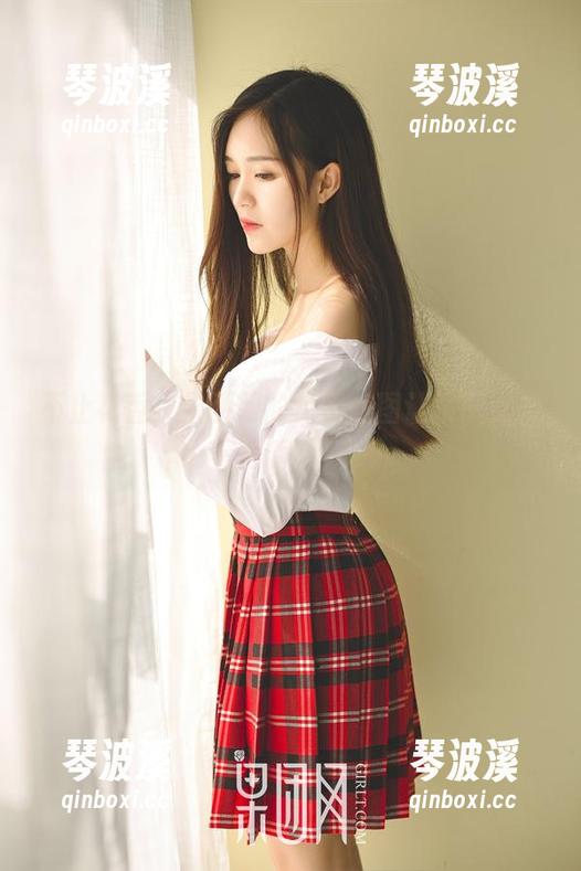不止花香，果团网的免费美图让蔷薇女神更诱人！