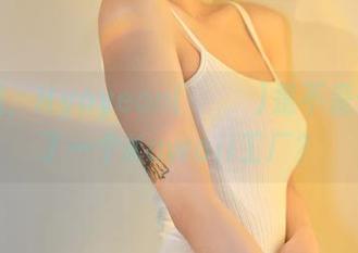 我在想，Hyoyeon(김효연)是不是偷偷藏了一个Kawaii工厂？