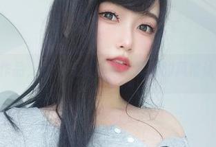 K酱的新作品，女仆气质袭来，美图的风格让我愣住了