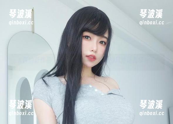 K酱的新作品，女仆气质袭来，美图的风格让我愣住了