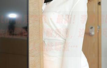 MFStar模范学院 – 最新！李颖煊baby穿泳衣的图包，真敢秀啊，这身材可真让人血脉喷张…