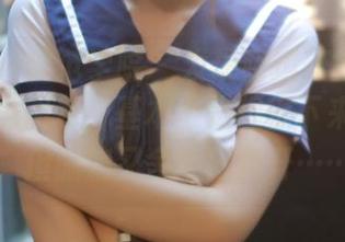 MFStar模范学院 – 发现萌琪琪Irene的长腿私房图包，基本上是想停下来的节奏，但偏偏又舍不得离开……
