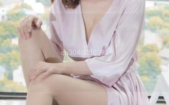 MSLASS梦丝女神 – 在这组美图里，张雯雯的“无敌超细腿”竟让我觉得自愧不如。