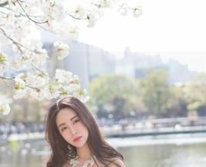 MiStar魅妍社 – 安沛蕾嗨翻校园：分享她的不羁写真集