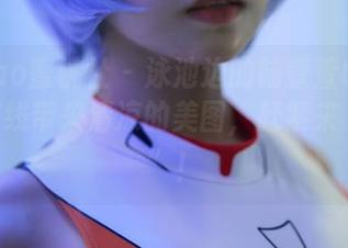 MiiTao蜜桃社 – 泳池边的陆萱萱Cecilia，在线带来清凉的美图，赶紧来“消暑”！