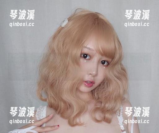 让你的眼睛‘跌’入PAKI酱的美足资源，她的每一脚都是一段诗！