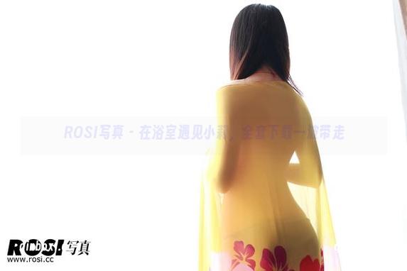 ROSI写真 - 在浴室遇见小莉，全套下载一波带走