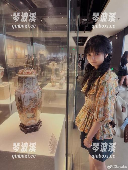 图片中的Sayako＿今年4岁女友，跳跃的姿态惹人爱，下载一张试试…结果我下载了整整一文件夹！