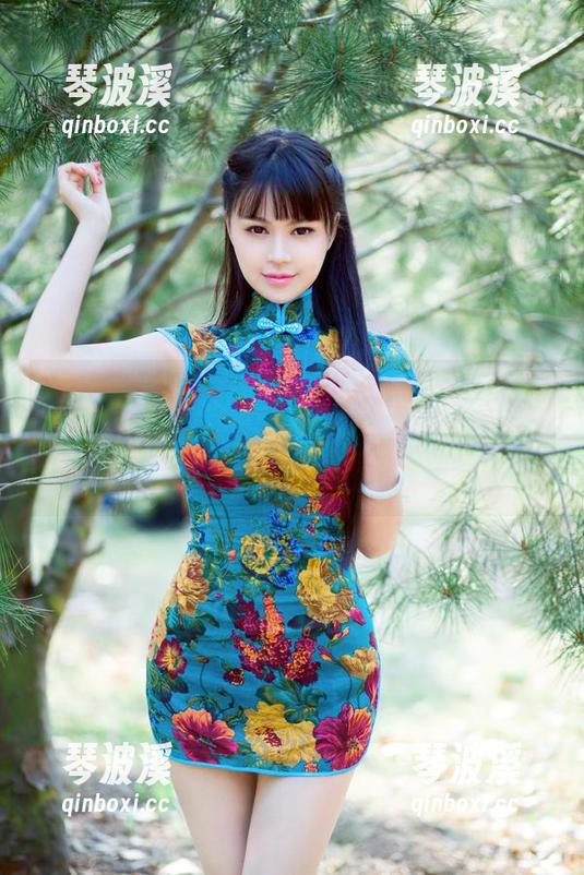 TuiGirl推女郎 - 看纯小希的兔女郎写真，壁纸有点不敢挂在外面，有点像要引发邻里间的骚动！