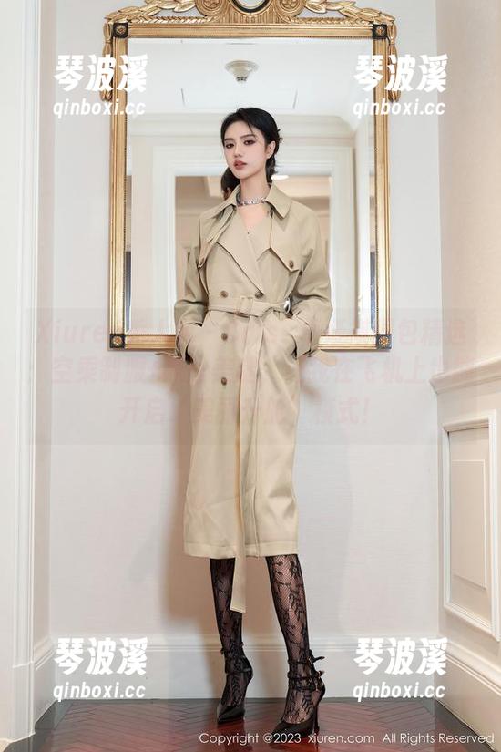 Xiuren秀人网-Cris_卓娅祺 Xiuren秀人网 - Cris_卓娅祺图包精选:空乘制服+黑丝美腿,让我在飞机上也能开启‘美丽升舱’模式!