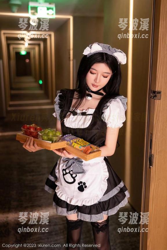 Xiuren秀人网 - 婕西儿jessie居家图包：满满的随性和一点点叛逆