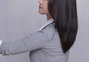 Xiuren秀人网 – 慧敏Vivi的白裙魅影，写真图集中一种无言的默契