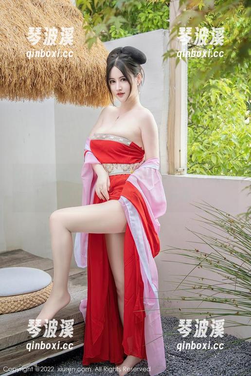 Xiuren秀人网 - 在线偷偷看美七mia的黑白写真，惊艳和疑惑并存