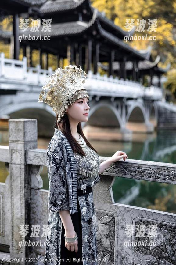 Xiuren秀人网 - 观看西希白兔白衬衫美图，保证你会对衣柜里的选择一脸懵逼！