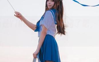 这灰丝是Yiko湿润兔的选错了吧，写真不需太多逻辑