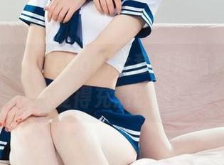 丽柜 – 在yuleba的全套厨娘写真里，做饭变得充满诱惑！
