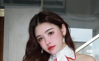 微密圈 – 于芷晴的写真，这腿采访的不止是摄影师，还有我的嘴巴。
