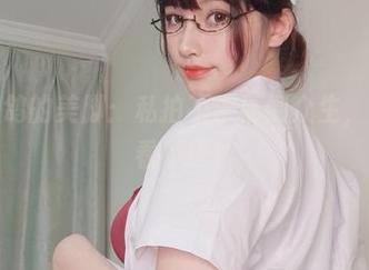 你十七鸽的美脚：私拍不求压倒众生，只求百看不厌！