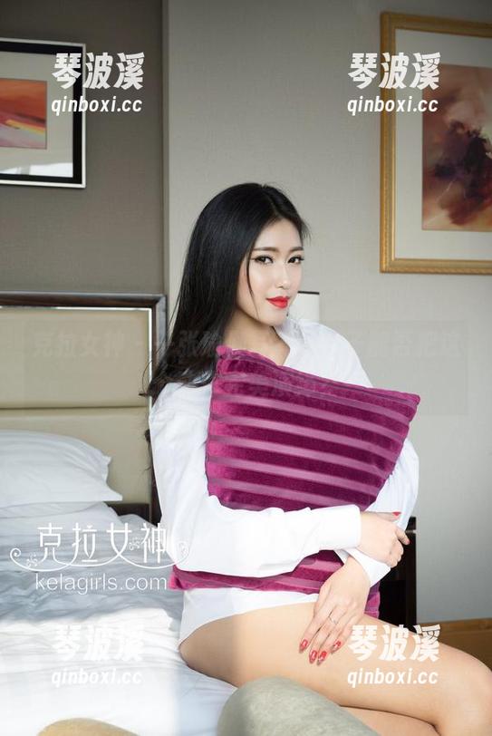 克拉女神 - 一张瑜伽写真，璇子能否把这个动作完美演绎？