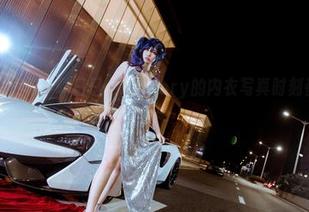 俏皮又不失优雅，啊日日_Ganlory的内衣写真时刻都有些“小心机”。