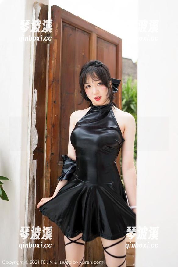 嗲囡囡 - 顾北北这套吊带是要让我主动靠近，还是想让我在想象中流连？