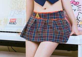 头条女神 – 图片集：易阳与健身辣妹，慢慢看，挑挑下载吧