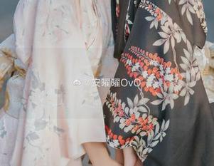 今天就是沉浸在安曜曜的禁地修女私拍图集里，真的有那么弥漫的氛围吗？