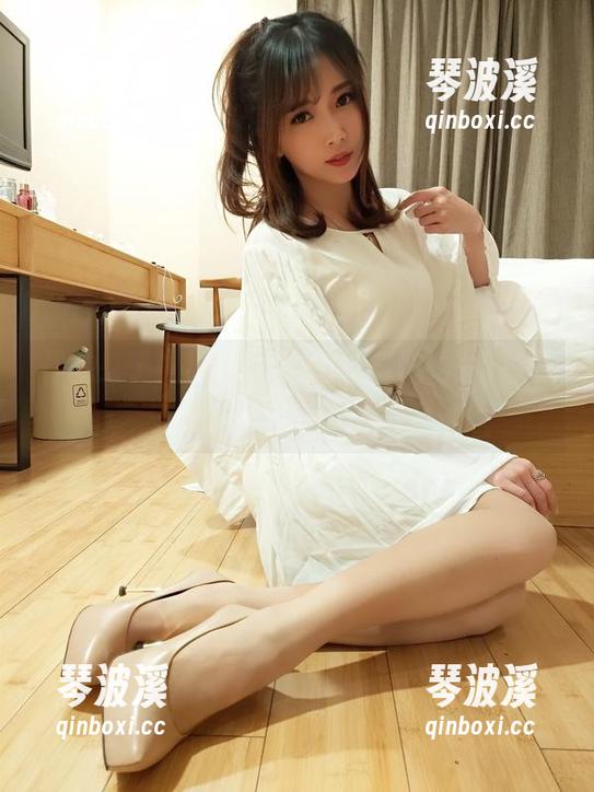 作品来了！小女巫露娜的芳踪，难得落下来的月光也想参加了？