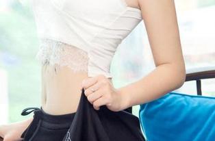 尤果网 – 图片更新：周妍希在白衬衫里，我的推理是……