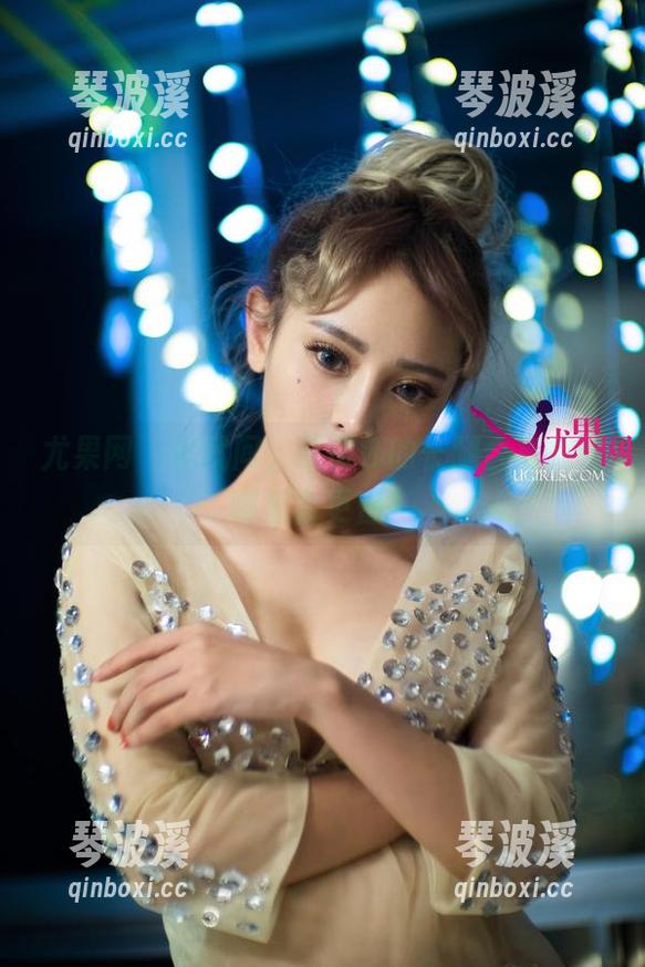 尤果网-艾霓莎 尤果网 - 我就问,艾霓莎的长腿合集放到哪里会更香?