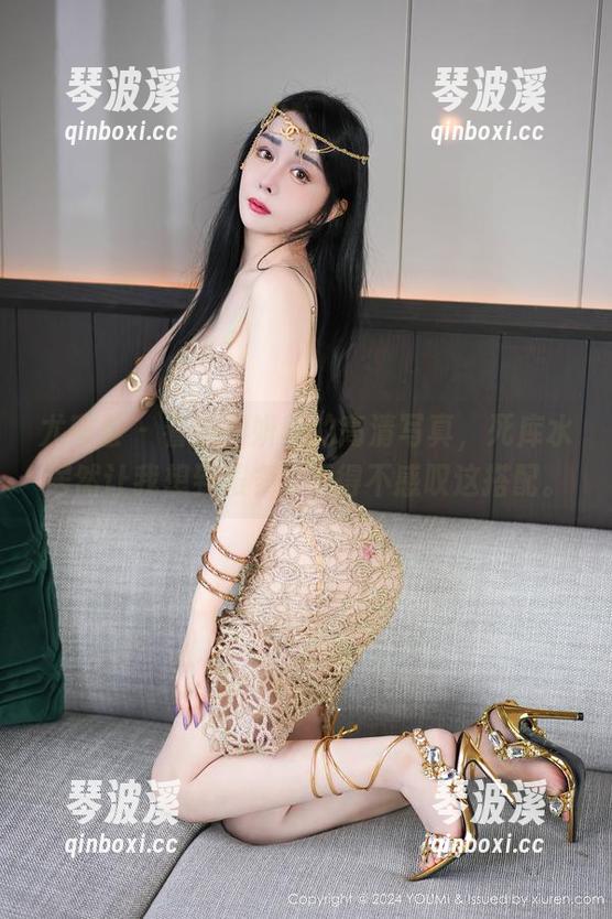 尤蜜荟 - 看到周妍希的高清写真，死库水居然让我想到很多...不得不感叹这搭配。