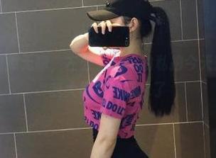 微密圈 – 撕掉无聊，左公子666的私拍今天辣到脸红，我大概要去喝水了