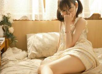 乌龟与兔子赛跑？不，是幼水铃衣图册里的初音未来兔子洞