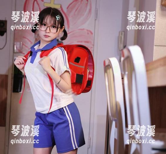 幼水铃衣的高清双人校服打卡合集，何止学霸！