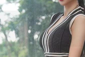微密圈 – 不一样的视角，徐珺大哥的裤里丝——更新了一套图，评论区急需你们的脑洞