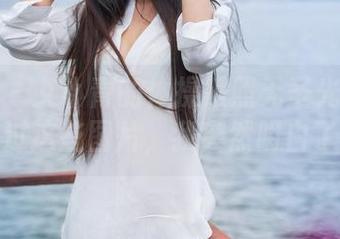 推女神 – 艾小青的体操服照无圣光版——透过这些图片，我突然明白了啥