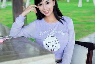 推女郎 – 打开易阳的图包，纯白到我内心的小火焰都被扑灭了！