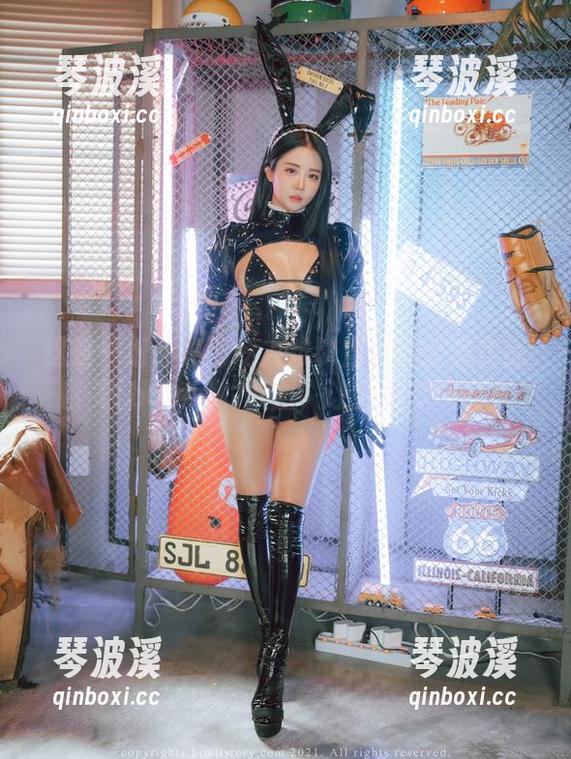 这是一组油亮到令人难以直视的全套作品，普美(bomi)的原图，让人默默咽口水…