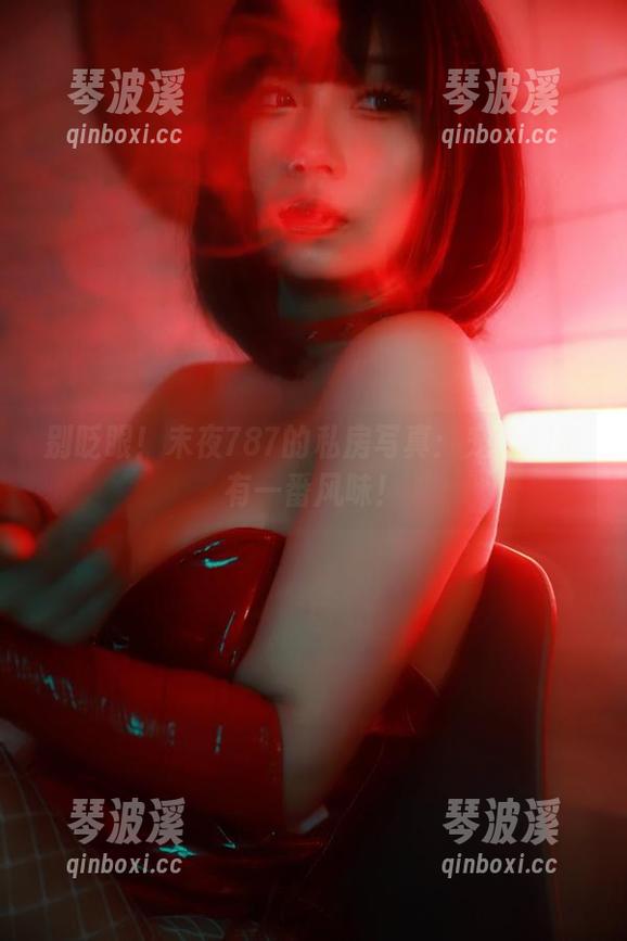 别眨眼！末夜787的私房写真：宠物们别有一番风味！