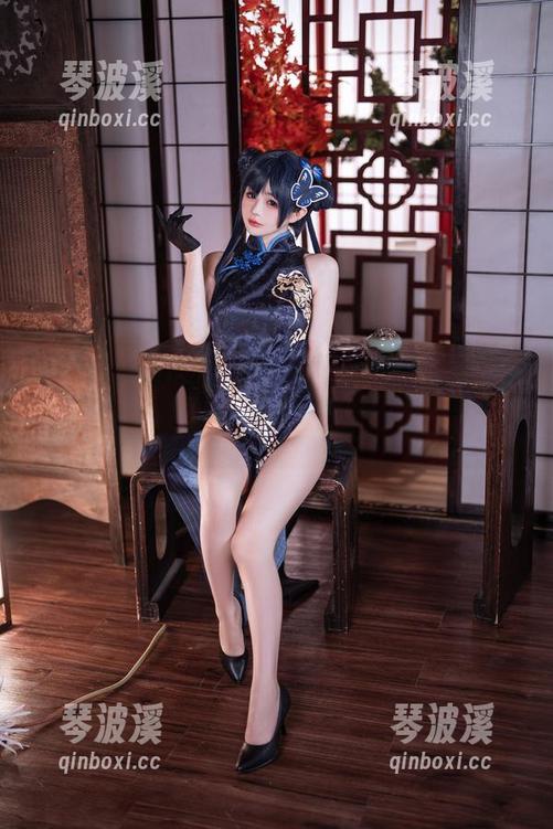 职业装+私拍=桜井宁宁的标准模式，打破职场的“严肃”只需一张照片！