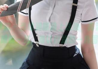 模范学院 – 当胡润曦遇上泳池，高清大片让你眼前一亮，难以自拔的一角图库！