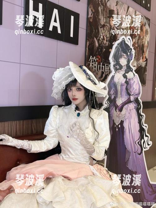 流一_喵喵喵喵喵喵的红裙：从图库里挑选你的芬芳，快来下载吧！