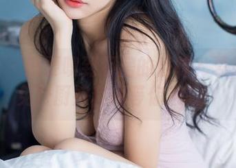 爱蜜社 – 想要嗅到厨房的香味？夏茉GIGI免费厨娘套图等你来领！