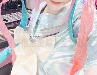 死亡时刻，神探火狸狸的更新让人对诺拉·沐恩睡衣彻底沦陷，全靠想象力！