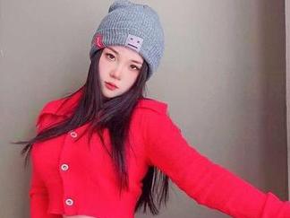 微密圈 – 定制女仆图集出炉！禅雨儿Lynne这次把想象的‘清扫’放得飞起来！