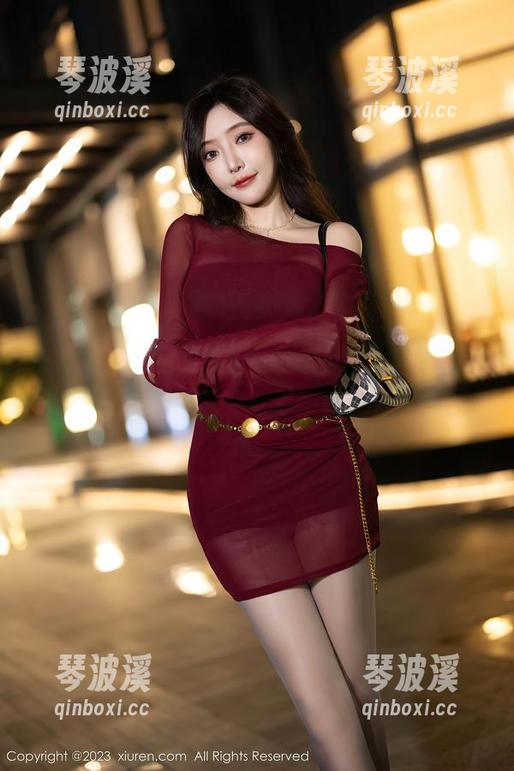 秀人网 - 图包更新，UU酱变身女神，这画风好像有点不一样？
